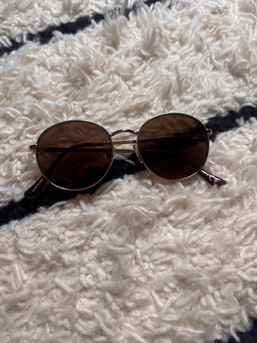 American Eagle Outfitters Round Sunglasses in Brown and Gold
